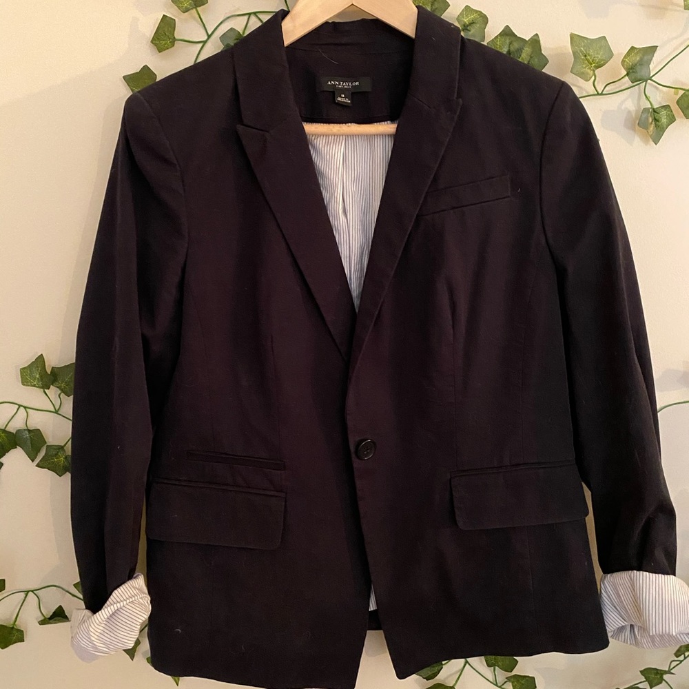 Ann Taylor Women’s blazer